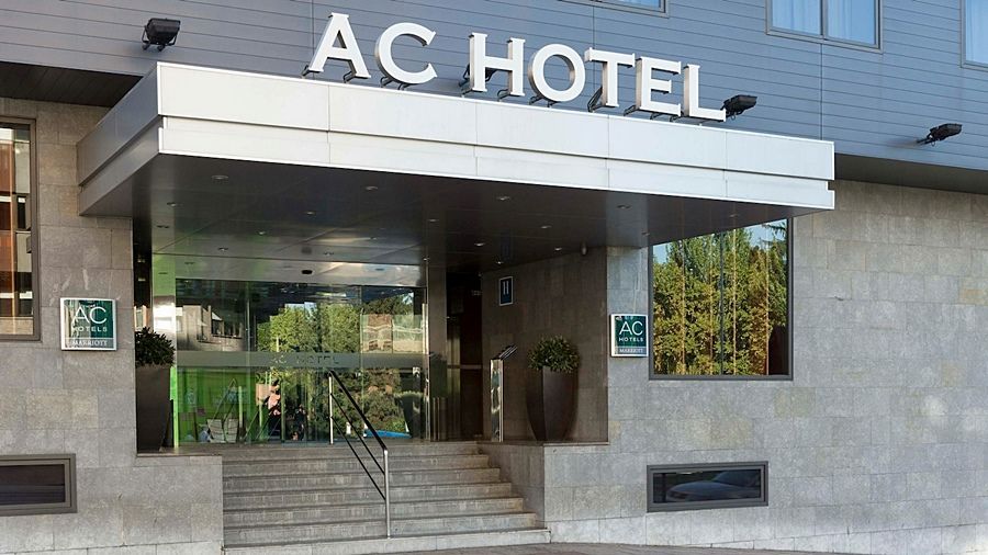 Ac Hotel Ponferrada By Marriott Extérieur photo